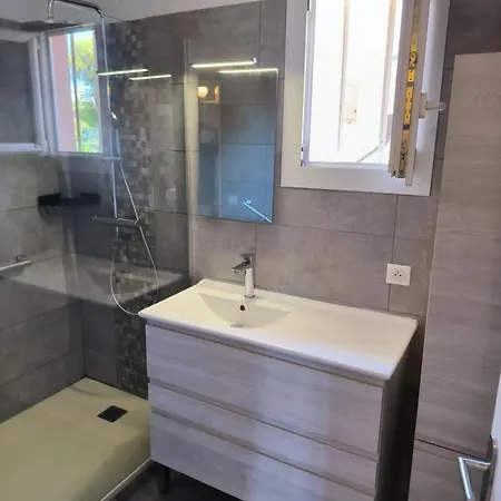 Maison Chaleureuse A Avec Vue Sur Le Jardin * 阿雅克肖