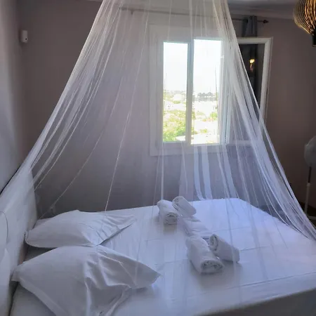 Maison Chaleureuse A Avec Vue Sur Le Jardin * Ajaccio (Corsica)