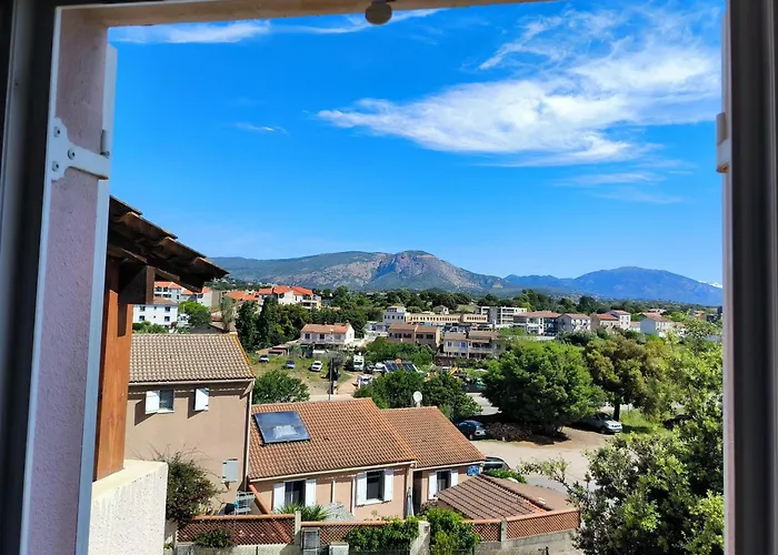 Holiday home Maison Chaleureuse A Avec Vue Sur Le Jardin *