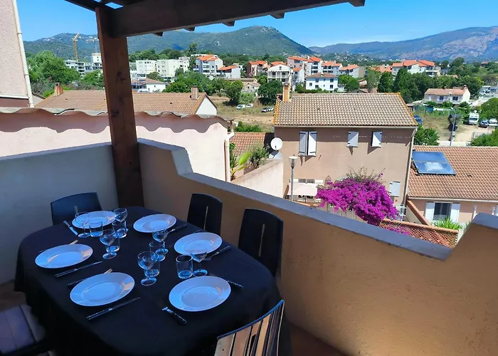 Maison Chaleureuse A Avec Vue Sur Le Jardin
